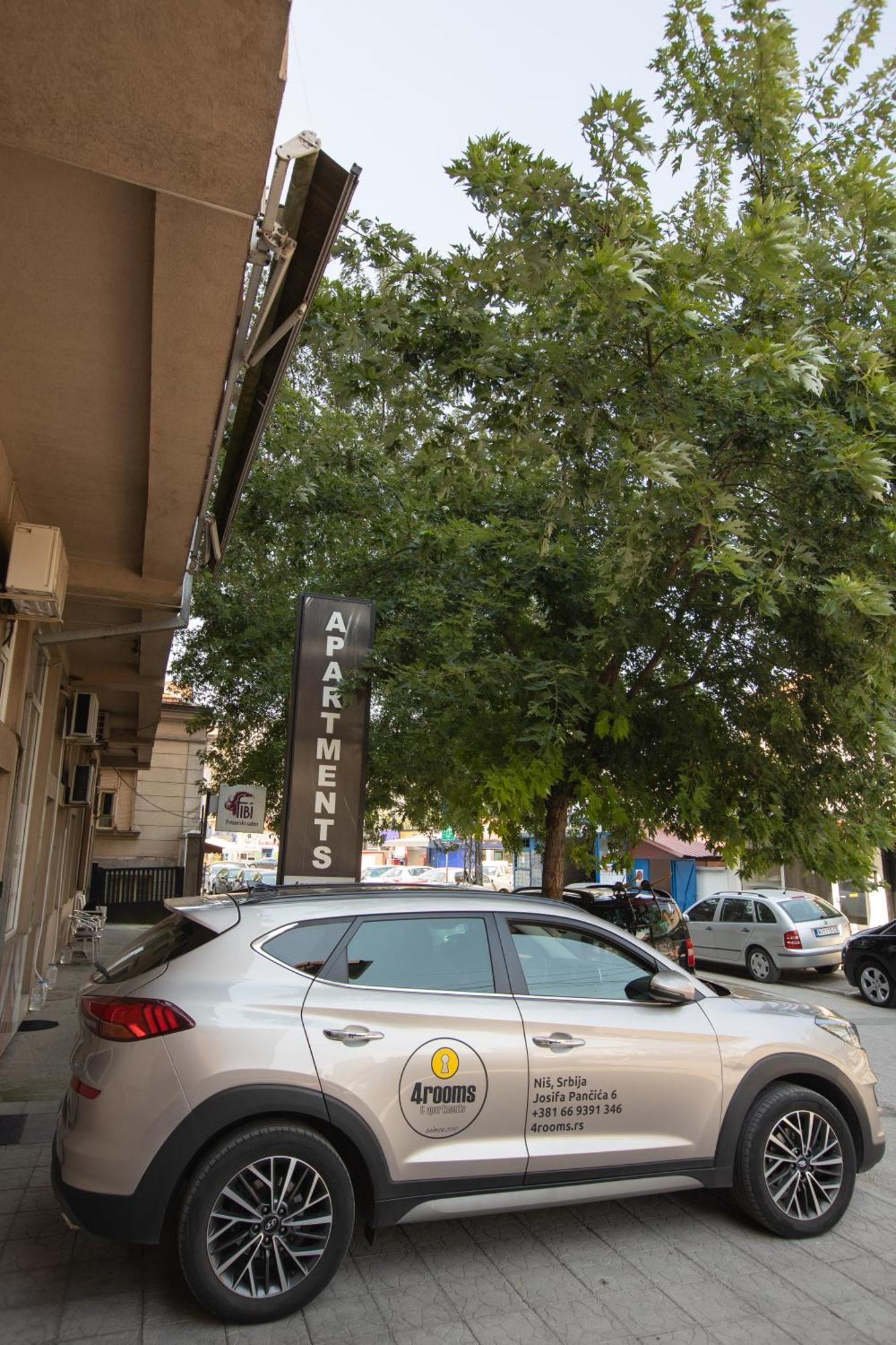 4 Rooms Apartments Ni Eksteriør bilde