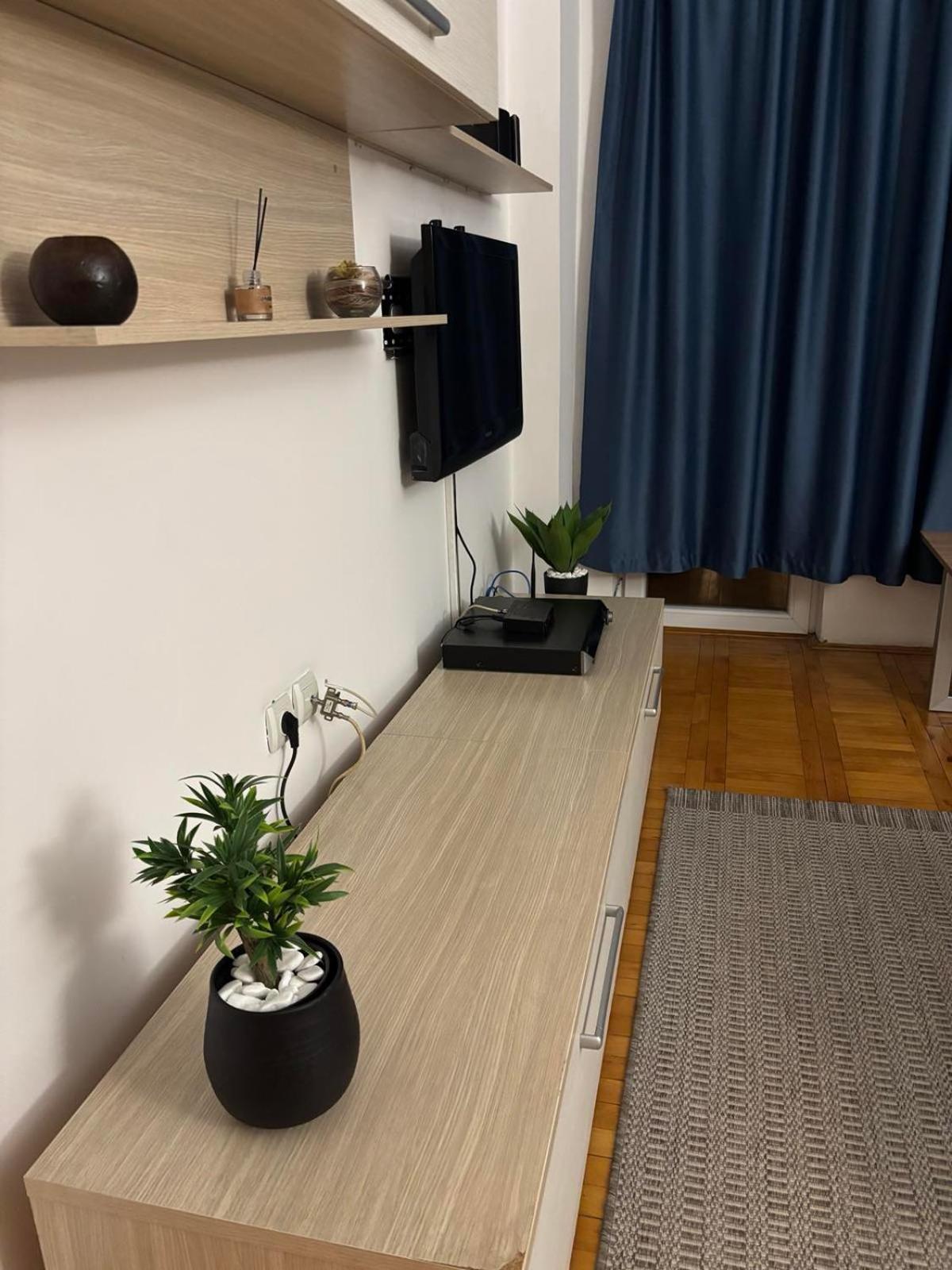 4 Rooms Apartments Ni Eksteriør bilde